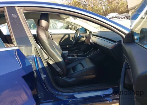 2019 Tesla Model 3 Long Range/Performance from USA, damaged, VIN 5YJ3E1EB5KF210970